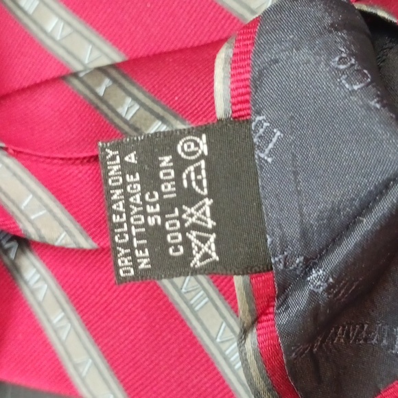 TIFFANY & CO. 100% Silk Roman Numerals Tie 57 Inches Long - Picture 6 of 7